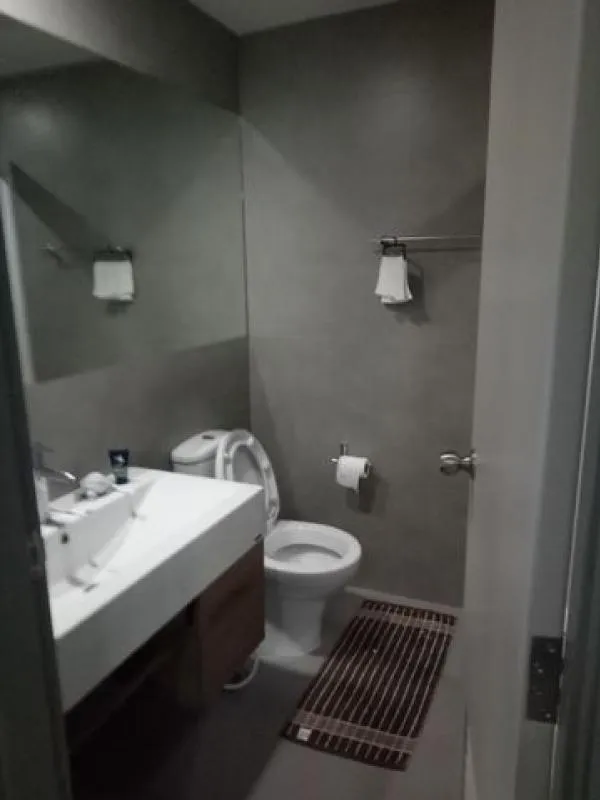 Urgent sale Grene Chaengwattana 1 bedroom perfectly decorated. Fully furnished and ready to move in.