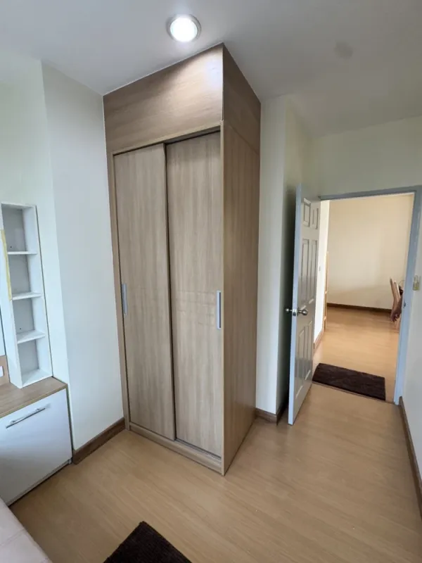 ✨ ด่วน! ปล่อยเช่าห้องสภาพนางฟ้า 2 Bed ติด MRT ห้วยขวาง แค่ก้าวเดียวถึง! ✨ คอนโด Life @ Ratchada-Huaikwang ห้องใหญ่ อยู่สบาย ตกแต่งบิลต์อินหรู สภาพใหม