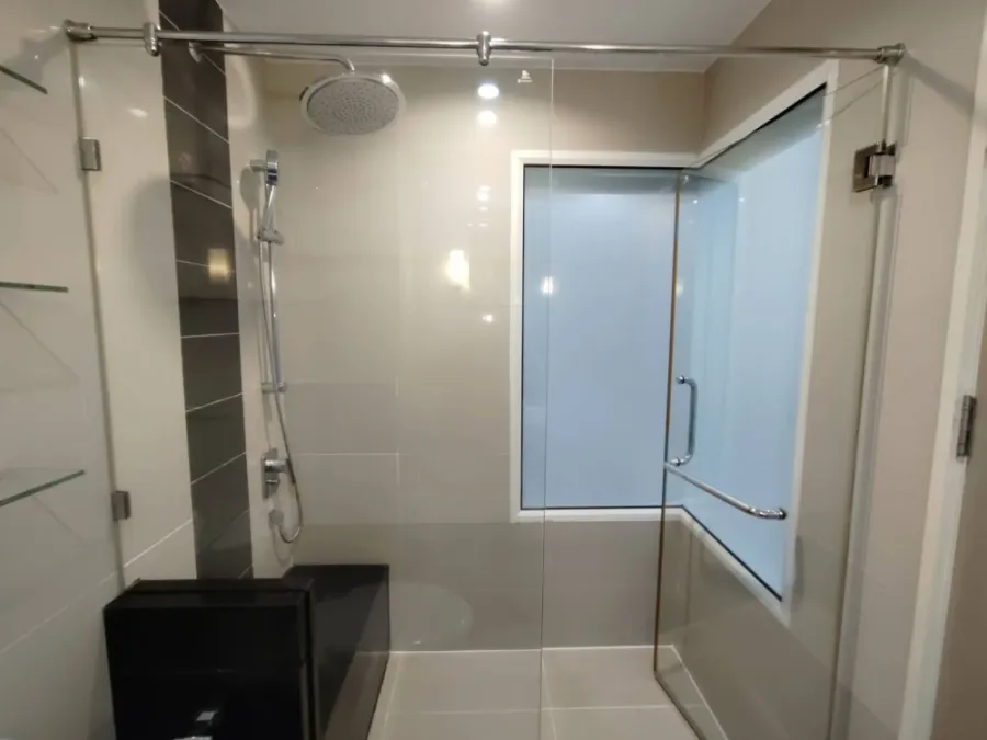 For rent!! Condo Supalai Premier @ Asoke, 27th floor, good location condo, reasonable price, hurry up and book now!!