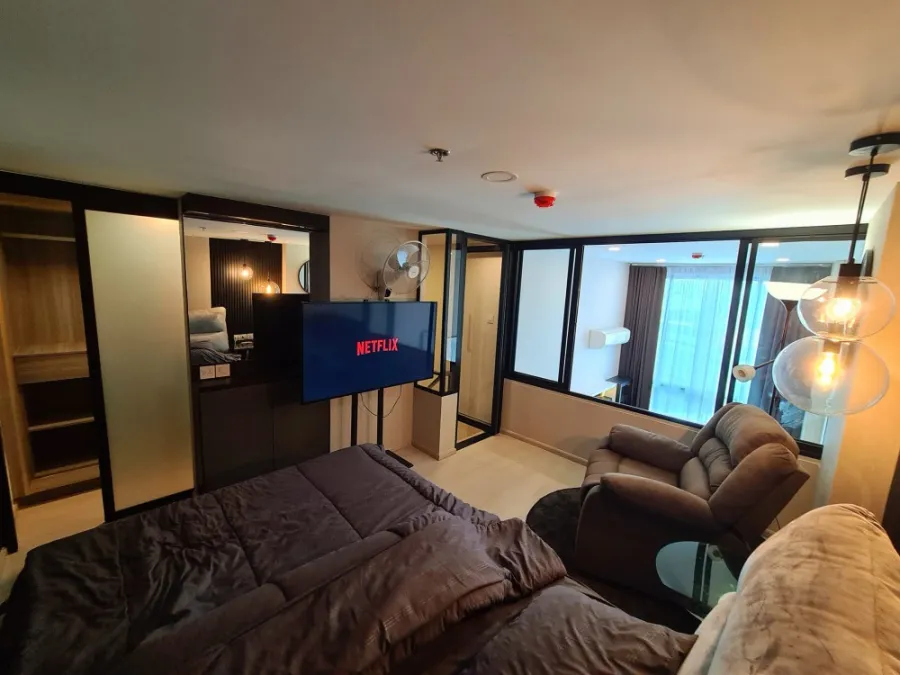 Condo for rent, Knightsbridge Phaholyothin-Interchange, 14th floor, Duplex 1 bed plus, beautiful room, ready to move in, book now.