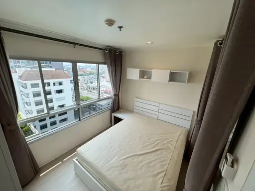 ให้เช่า Lumpini ville Ramkhamhaeng 44 1 ห้องนอน 1 ห้องน้ำ มาพร้อมเครื่องใช้ไฟฟ้าครบครัน รีบจองเลยด่วนๆจ้า images