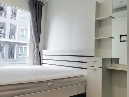 For rent: Regent Home Bang Son, 15th floor, white room, comfortable to look at, fully furnished, interested in booking now!