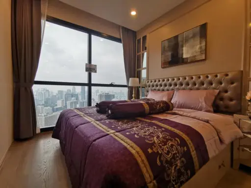 Oh wow, Condo for rent Ashton Chula-Silom, very nice room, fully furnished, beautiful view, 44th floor, hurry to come.
