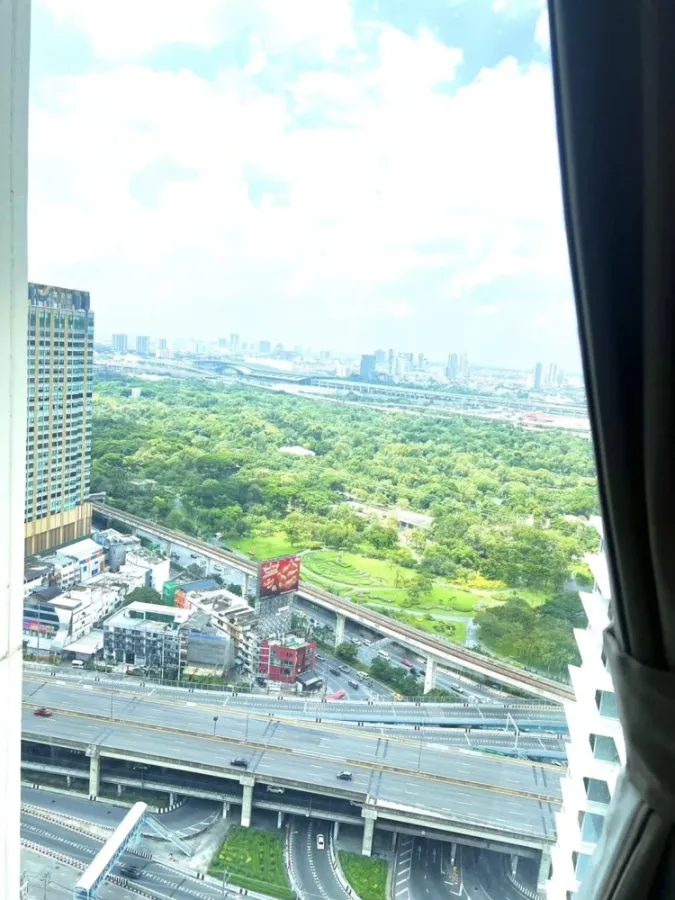 ให้เช่า คอนโด The Saint Residence ห้องพร้อมอยู่ สิ่งอำนวยความสะดวกครบ มาจองเลย อย่าพลาด