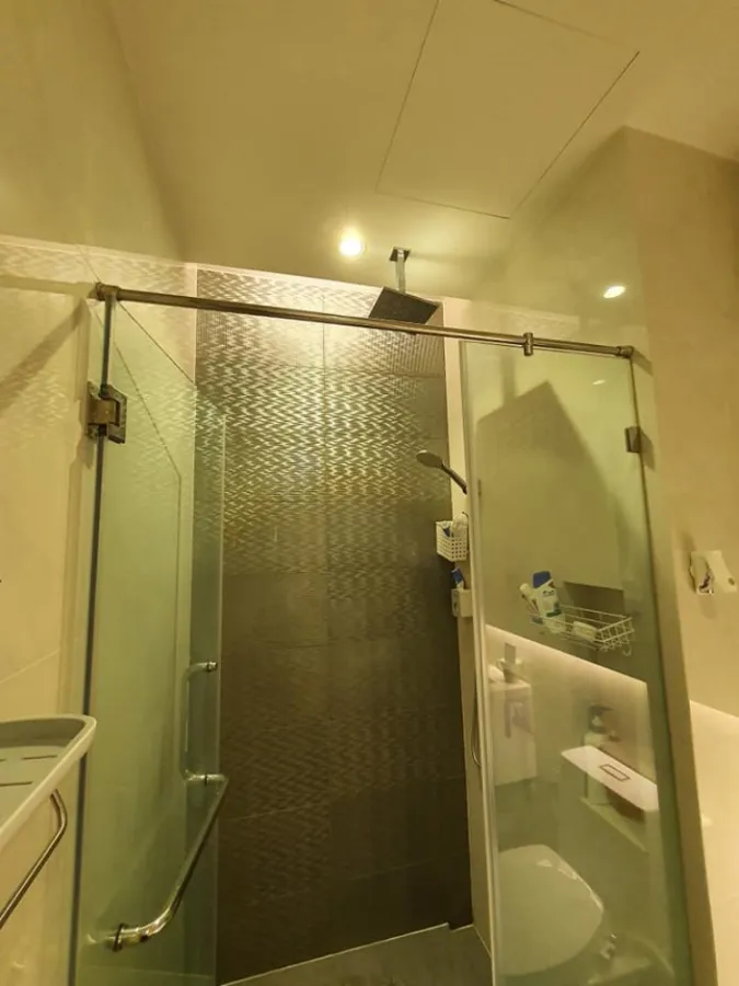 Condo for rent, Mayfair Place Sukhumvit 50, beautiful room, fully furnished, ready to move in. Hurry up.