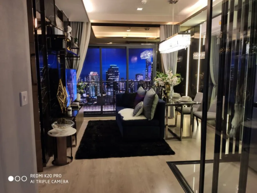 ขายดาวน์ คอนโด เดอะทรี พัฒนาการ - เอกมัย 2 ห้องนอน ชั้น 24 ห้องมุม วิวสวย รีบมาเป็นเจ้าของด่วน!
