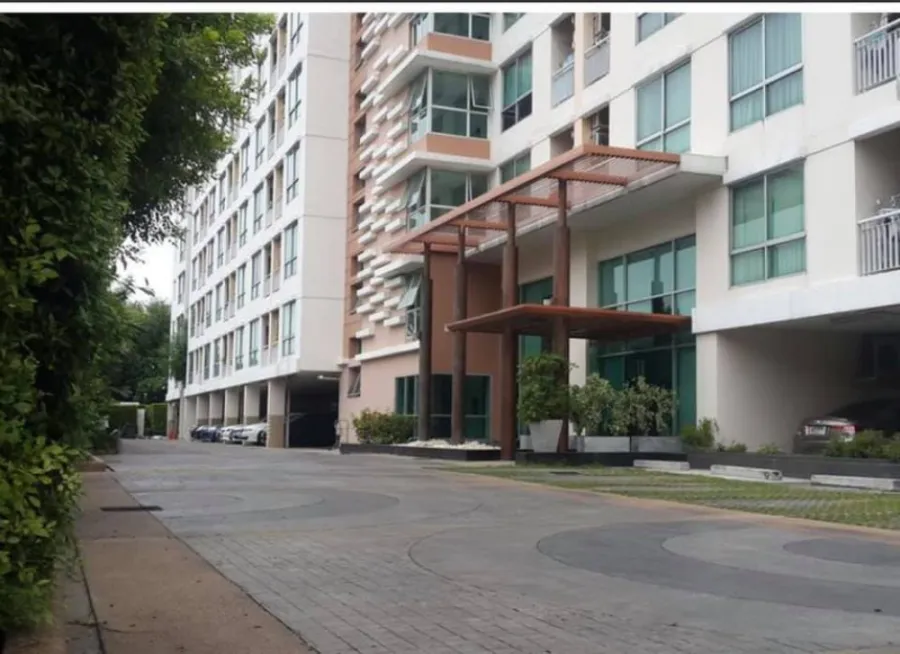 ปล่อยให้เช่าถูกสุดๆคอนโด Life Condo@phahon18 ใกล้ BTS สะพานควาย เฟอร์นิเจอร์และเครื่องใช้ไฟฟ้าพร้อม