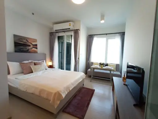 For sale, for rent, Chapter One Eco Ratchada-Huai Khwang, studio room, beautifully decorated, top floor, very low price.