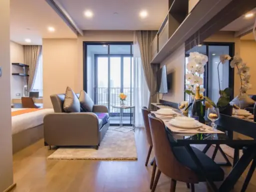 beautiful room for rent Built-in and luxuriously decorated, very pleasant, Ashton Chula Silom, 19th floor, auspicious number, don't miss it