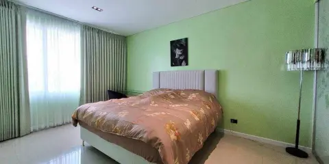 ขาย Villa Sathorn มาพร้อมเฟอร์และเครื่องใช้ไฟฟ้าที่ครบครัน จองเลย ห้ามพลาด ด่วนๆจ้า