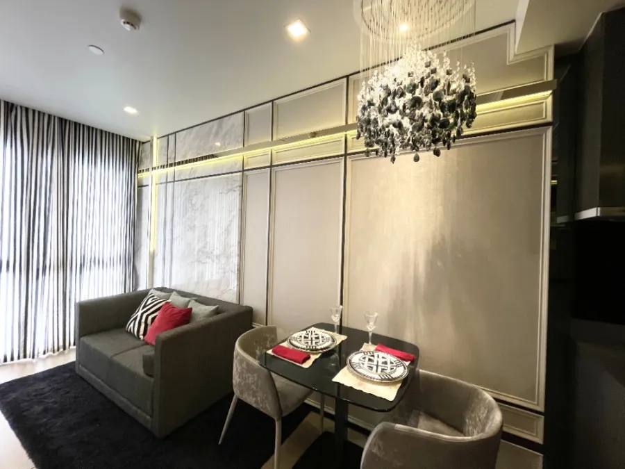 Quick sale!! Ashton Asoke Condo, beautiful room, next to BTS Asoke, fully furnished, book now!!