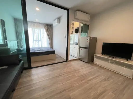 🌻🏙️ For Rent/Sale: Regent Home Bangna | High Floor, Great View, Only 400m from BTS! 🏙️🌻