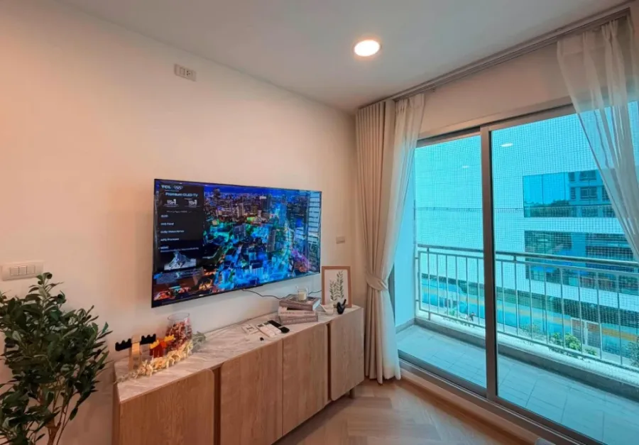 ขาย Centric Scene Sukhumvit 64 ห้องมุมกว้างขวาง ได้ความเป็นส่วนตัวสูง ตกแต่งสไตล์มินิมอลมูจิ พื้นลายก้างปลา รีบจองเลย