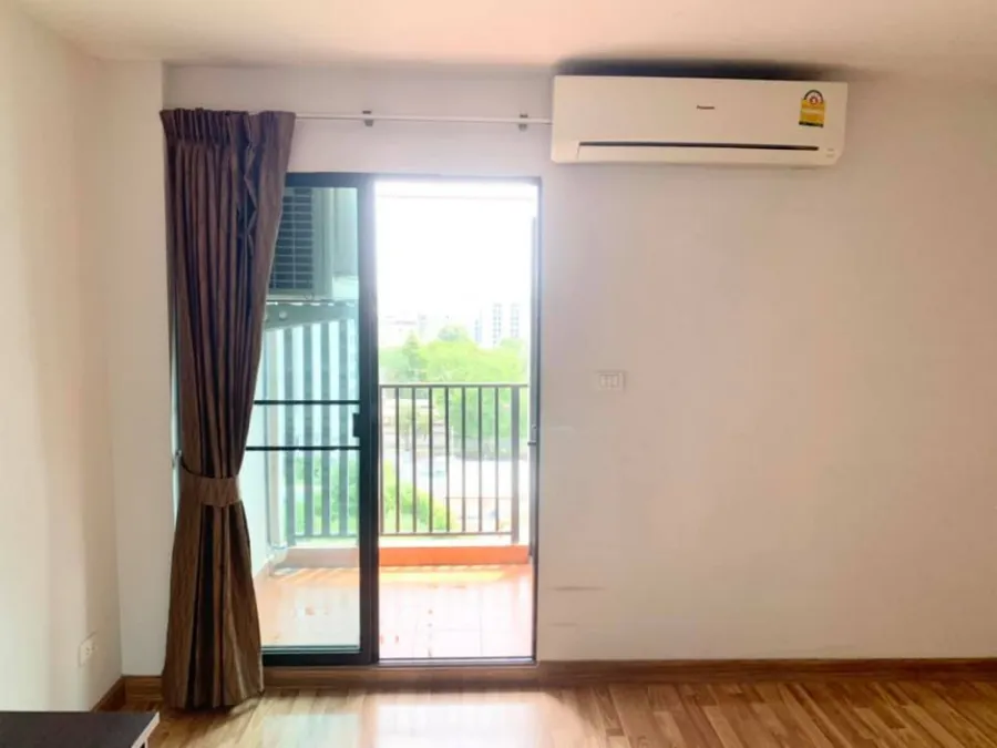 Condo for rent, Regent Home 15, Chaengwattana, 8th floor, fully furnished and electrical appliances. Let's rent.