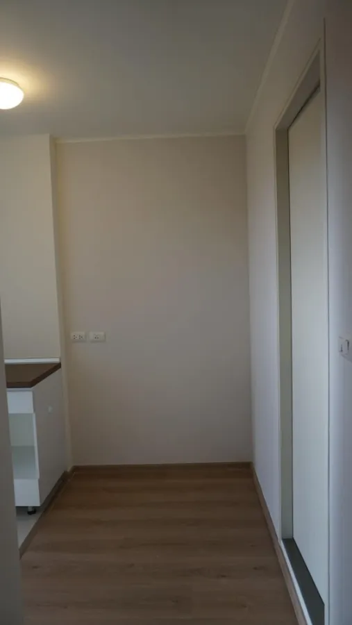 For sale, U Campus Rangsit-Mueang Ek, Building A, 8th floor, comes complete with furniture and electrical appliances. Reserve now.