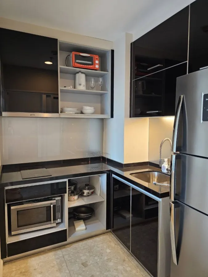For rent!! Condo The Crest Sukhumvit 34, 16th floor, beautiful room, good location, complete common area, don't miss it!!