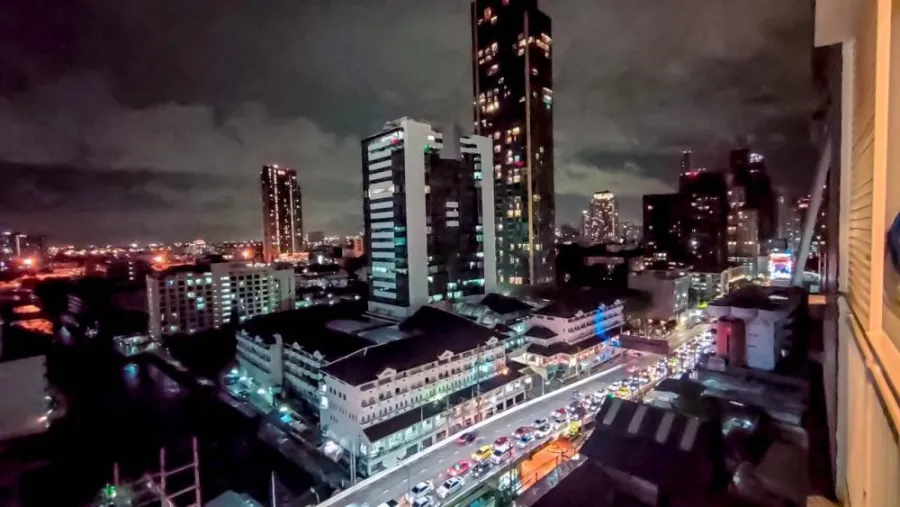 Urgent sale!! True Thonglor Condo, luxury condo, spacious room, corner room, beautiful view, fully furnished, ready to move in, hurry and reserve now!