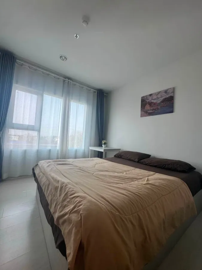 Aspire Erawan condo for rent. Fully furnished, just bring your belongings and move in!