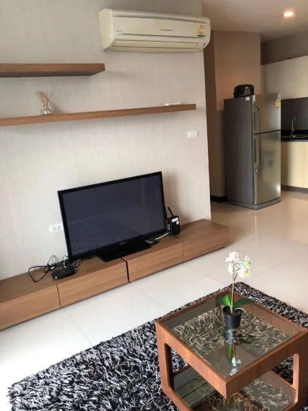 ให้เช่า voque sukhumvit 16 ห้องใหม่สะอาดมาก วิวสวย ตกแต่งสวย เฟอร์เครื่องใช้ไฟฟ้าครบ พลาดไปเสียใจแน่