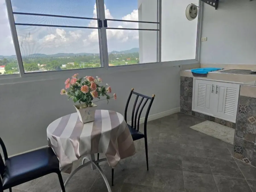 Grand View Condo Pattaya for sale. Spacious rooms with ample living space, great location, and complete amenities. Don't miss out!