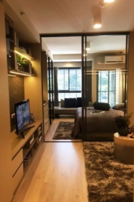 ขาย IDEO Sathorn-Wongwianyai ห้องสวยมากดูหรูหรา ครัวBuild in เฟอร์นิเจอร์ครบ พร้อมอยู่มากจองเลย