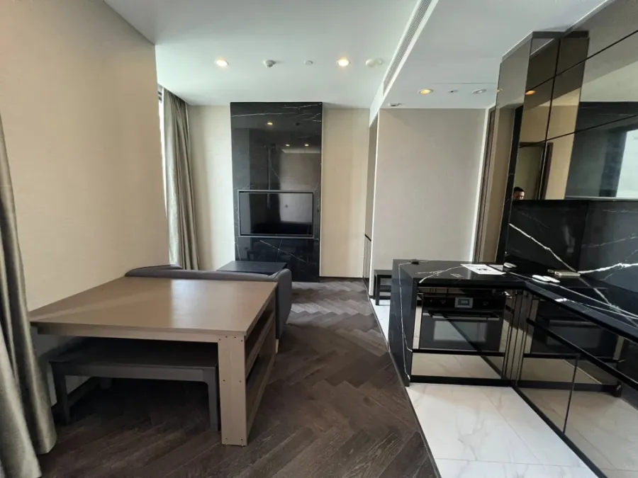 For rent The Esse Sukhumvit 36 ห้องแต่งพร้อมอยู่ ชั้น 21 ได้วิวสูง ครบจบที่นี่ ลากกระเป๋าเข้าอยู่ได้เลย