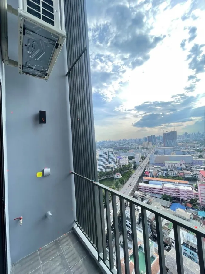 ขายดาวน์ คอนโด Modiz Rhyme Ramkhamhaeng ชั้น 28 ได้วิวสูง Fully Furnished คุณต้องห้ามพลาด
