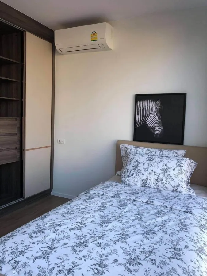 Condo for sale, The Nest Sukhumvit 64, decorated in white tones. Lots of usable space The furniture is complete like this, so you have to hurry.