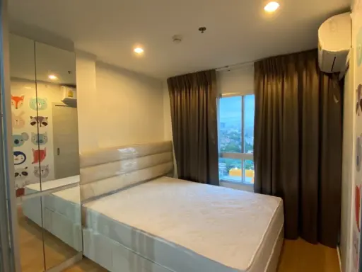 ให้เช่า คอนโด ลุมพินี เพลส ศรีนครินทร์-หัวหมาก สเตชั่น พร้อมเข้าดูและเข้าอยู่ เฟอร์นิเจอร์ครบ images