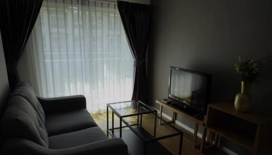 For rent urgently!! Condo Lumpini Place Bangna Km.3 corner room, furniture with electrical appliances, do not miss!!
