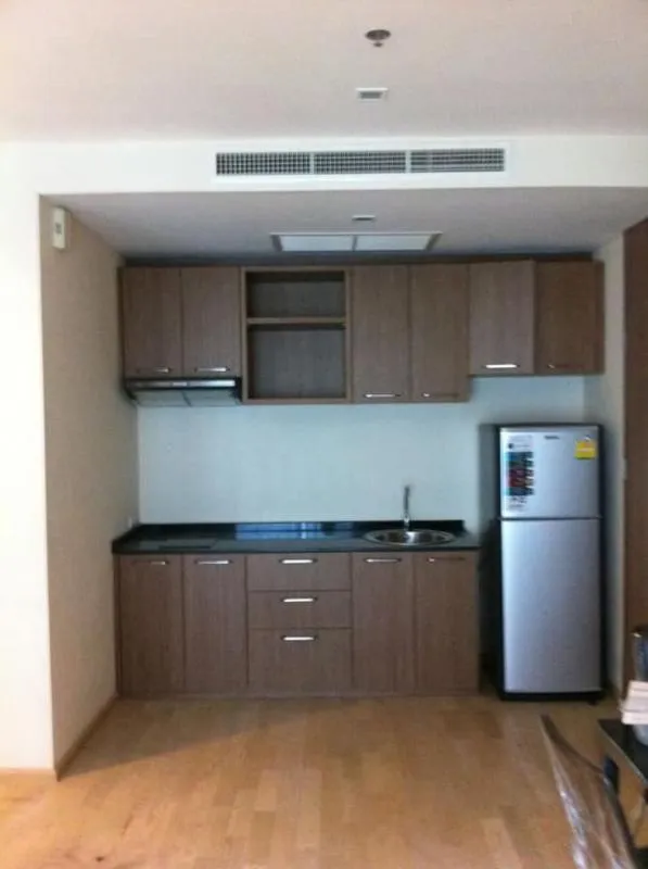 ให้เช่า Condo Noble Remix ปากซอยสุขุมวิท 36 เชื่อม BTS Thonglor ห้องสวย พร้อมอยู่ คุ้มราคา
