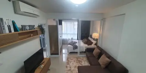 ขาย ให้เช่า I-Biza Condominium RCA ห้องตกแต่งน่าอยู่มาก มาแต่ตัวก็เข้าอยู่ได้เลยจร้า ด่วนๆ