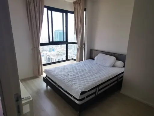 Condo for rent, Quinn Ratchada 17, high floor, beautiful view, corner room, fully furnished, hurry up, don't wait.