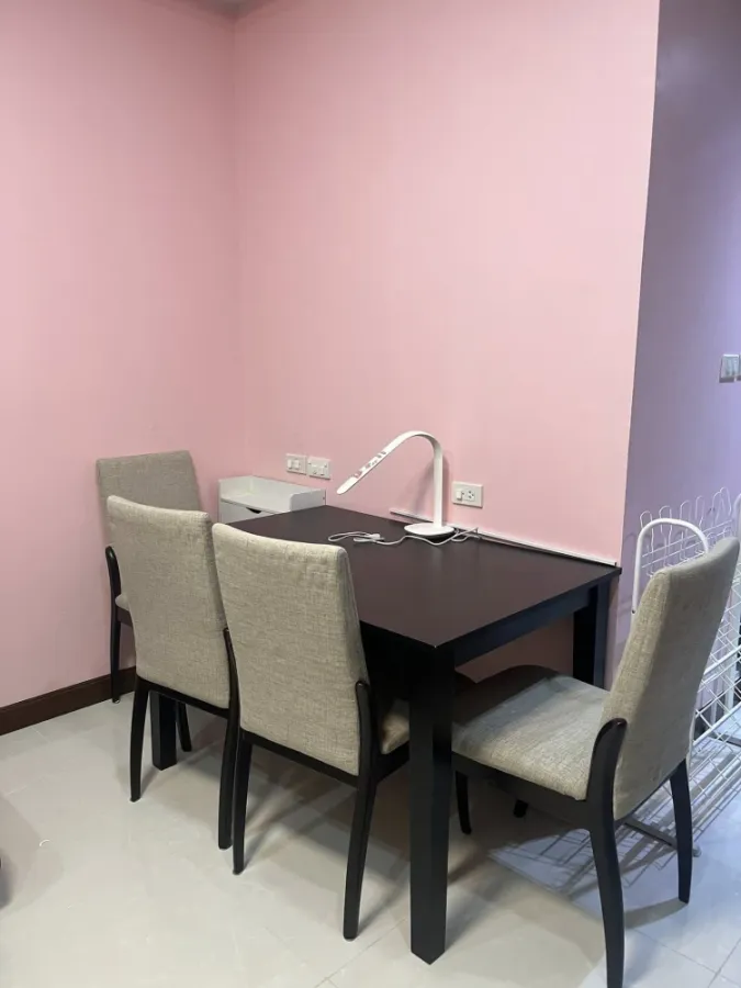 For rent or sale: Grand Park View Asoke, spacious room, fully furnished, nice to live in. If interested, hurry and reserve now. Don't miss out.