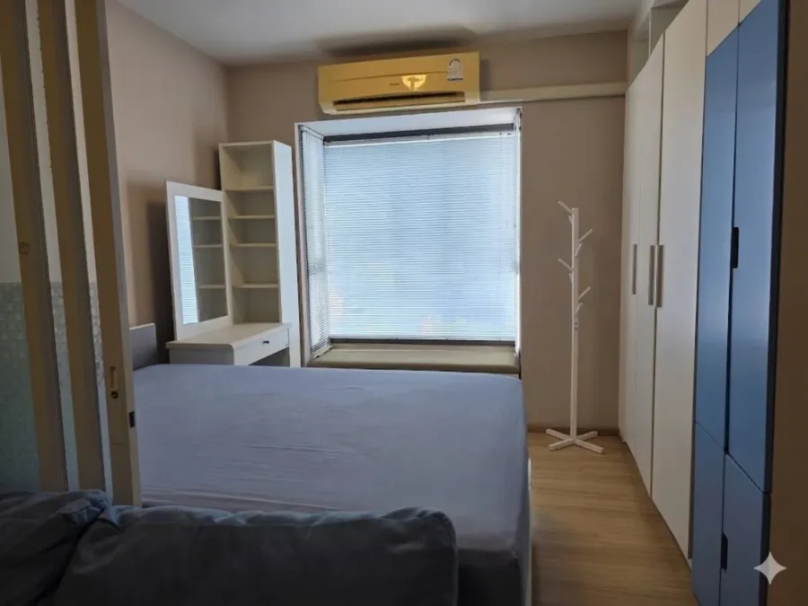 For rent: Fuse Mobius Ramkhamhaeng Station, Building A, 8th floor, pool view. Fully furnished and ready to move in.