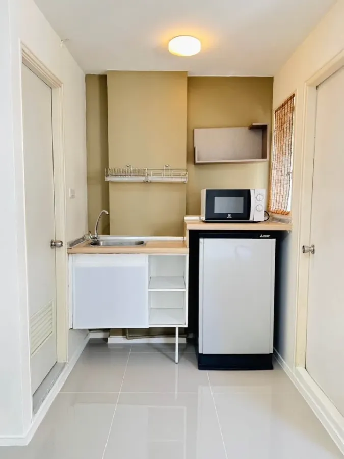 For sale or rent: Lumpini Township Rangsit Klong 1, studio apartment, fully furnished. Just bring your bags and move in!