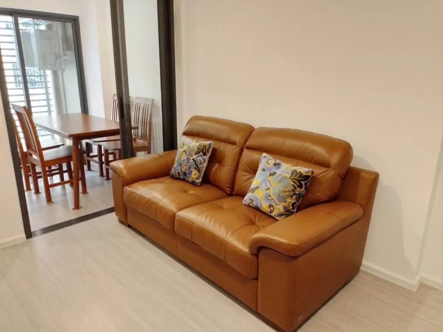 For rent: Denim Chatuchak, 6th floor, Building A. Fully furnished with all electrical appliances. Just bring your personal belongings and move in!