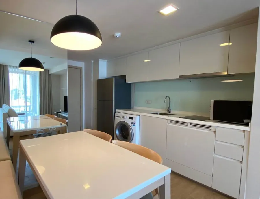 Condo LIV@49 for rent, white-toned room, clean and comfortable to the eyes, very spacious room, large-screen TV, can watch movies to your heart's cont