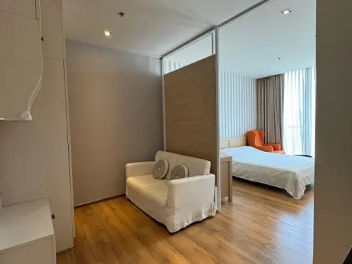 For sale: Park 24 Origin Phrom Phong, 29th floor, Benjasiri Park view, fully furnished, ready to move in, reserve now, urgently.