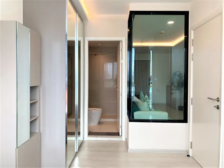 For rent!! Condo Vtara Sukhumvit 36, 8th floor, condo, good location, convenient travel, affordable price, don't miss it!!