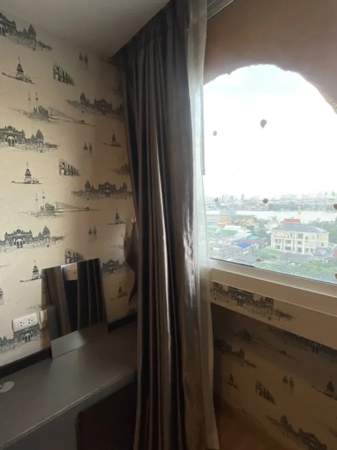 For sale: Chateau In Town Rama 8, riverside condo, wallpapered throughout the room. Interested? Reserve now!