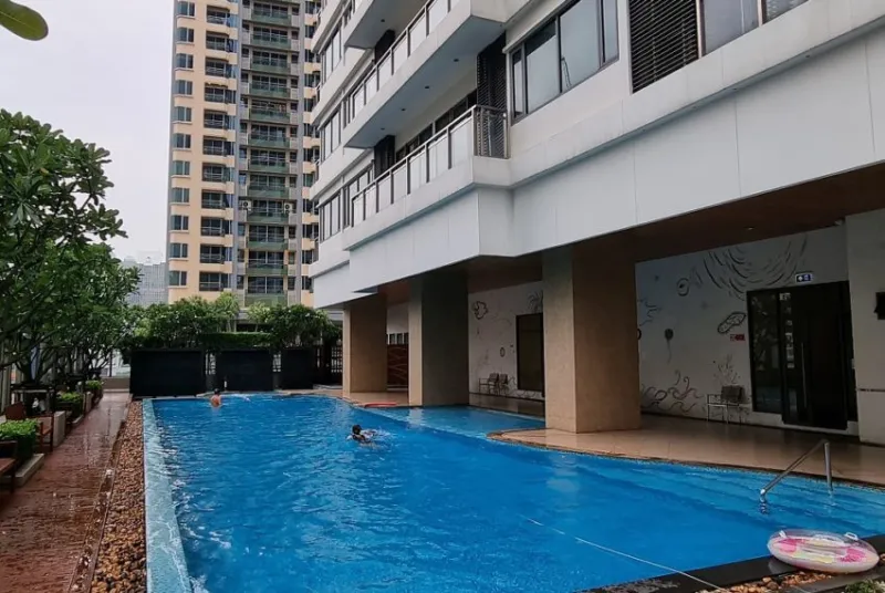 ขาย ไบร์ท สุขุมวิท 24 3 ห้องนอน 3 ห้องน้ำ ห้องมุม วิวพระอาทิตย์ตก อย่าเลื่อนผ่าน จองเลย