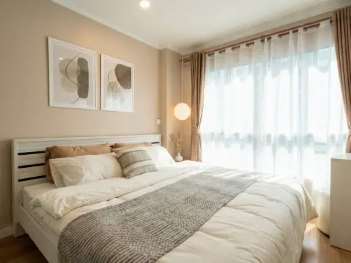 For rent: Lumpini Place Ratchayothin, high floor unit, very livable, fully furnished. Just bring your belongings and move in!