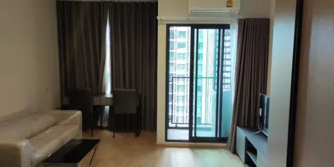 ขาย Condo ideo new Rama 9 เฟอร์นิเจอร์ครบ พร้อมเครื่องใช้ไฟฟ้า มาแต่ตัวเข้าอยู่ได้เลยจ้า ด่วนๆ