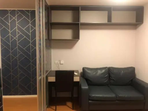 For rent, Lumpini Township, Rangsit Khlong 1, D1, 8th floor, corner room, very private. Don't be afraid to look. Hurry up to reserve.