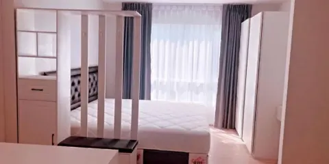 ให้เช่า Rye condo ตลาดพลู เฟอร์นิเจอร์ครบ พร้อมเข้าอยู่ ชุดครัวครบครัน มีเครื่องซักผ้า จับจองกันเลย