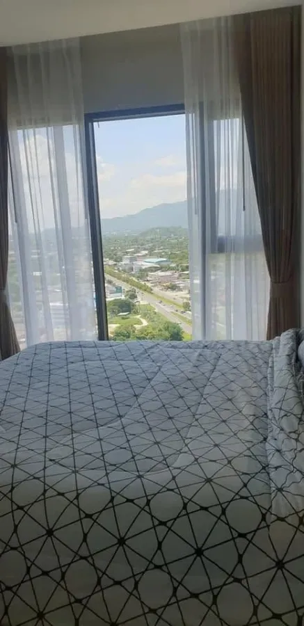 For rent: Infinity One corner unit offering privacy in a prime location with stunning, unblocked views. Don't just look, book now!