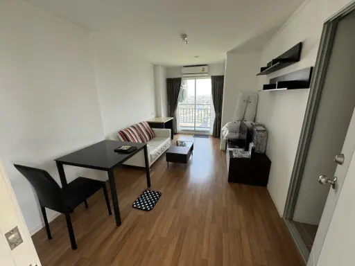 Condo for sale Lumpini Place Borommaratchachonnani - Pinklao, high view room, not blocked, very good price, fully furnished, reserve now.