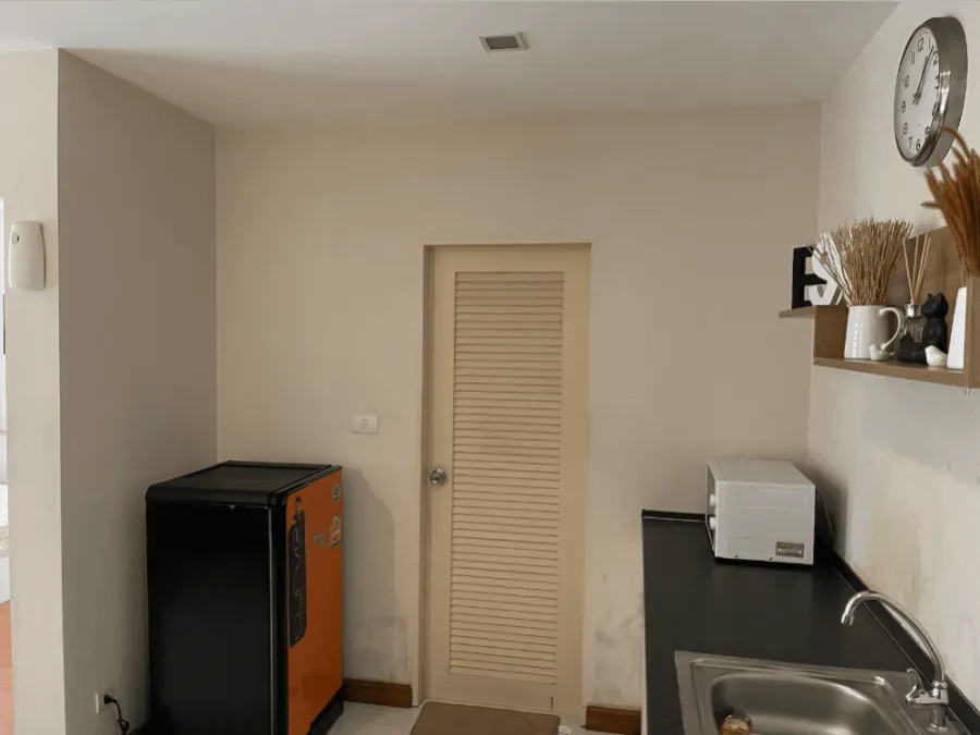 Urgent for rent !! Airlink Residence Romklao, near Suvarnabhumi Airport, convenient transportation, golden location, book now !!
