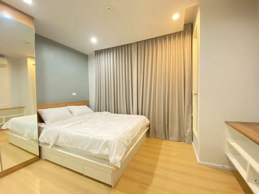 For rent, Happy Condo Ladprao 101, corner room, private, ready to move in, don't miss it